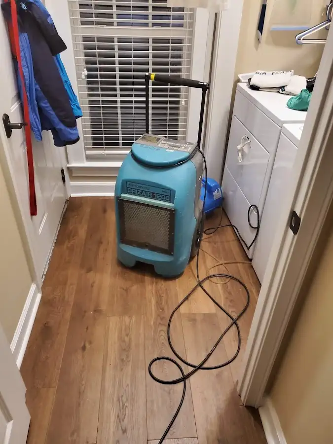 Commercial dehumidifier deployed for Flood Damage Cleanup in Wailuku